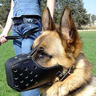Leather dog muzzle 'Dondi' style